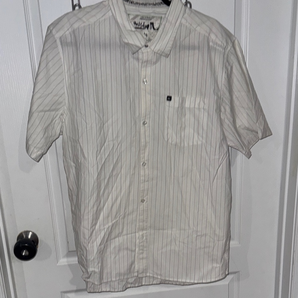 Men’s Vintage Quiksilver Short Sleeve Button Down White Tan L NWT